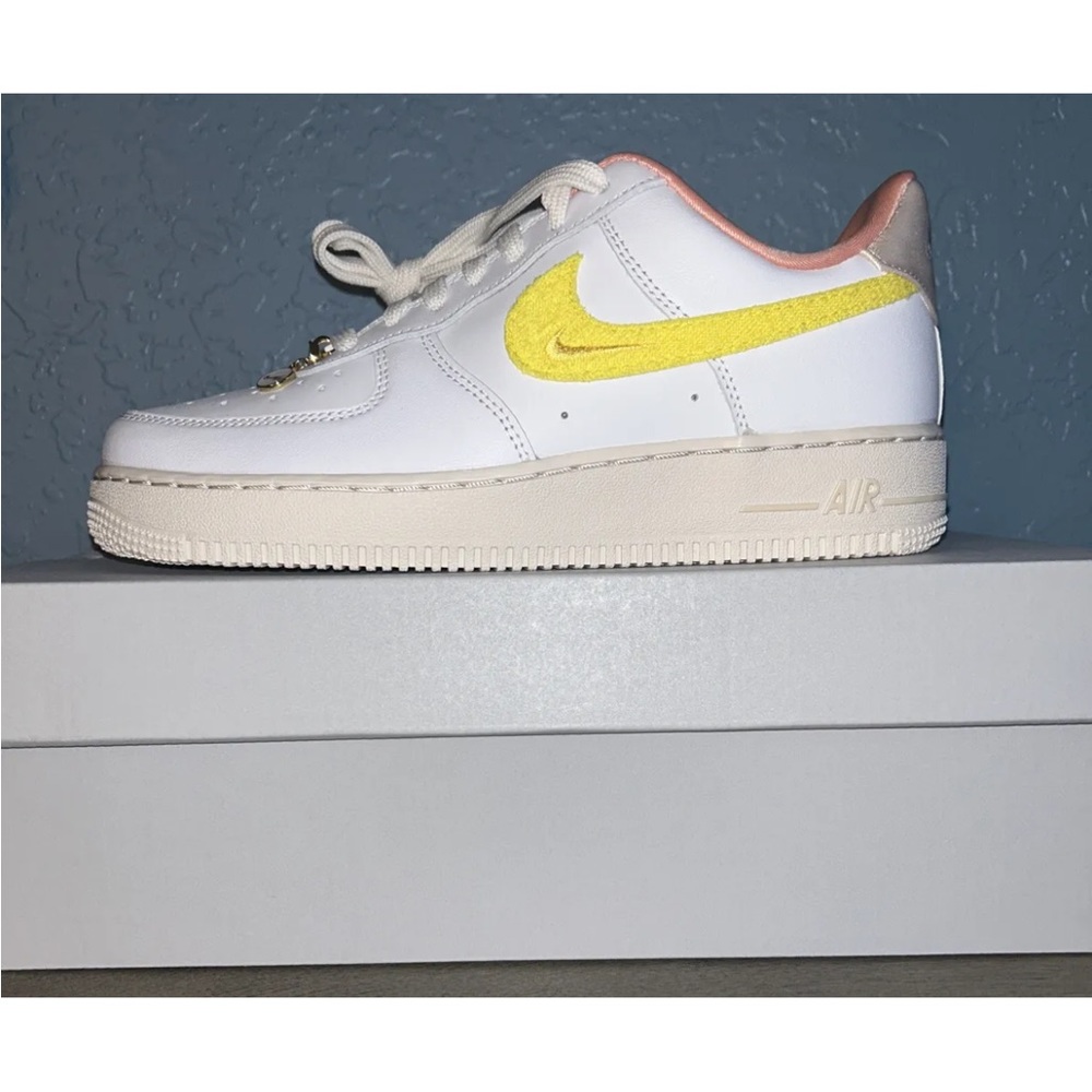 Nike Women's Air Force 1 '07 LX Shoes Mini Mama BRAND NEW